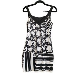 Heart Moon Star Y2k Cosmic Black/White Mixed Print Shift Dress. Size Medium.